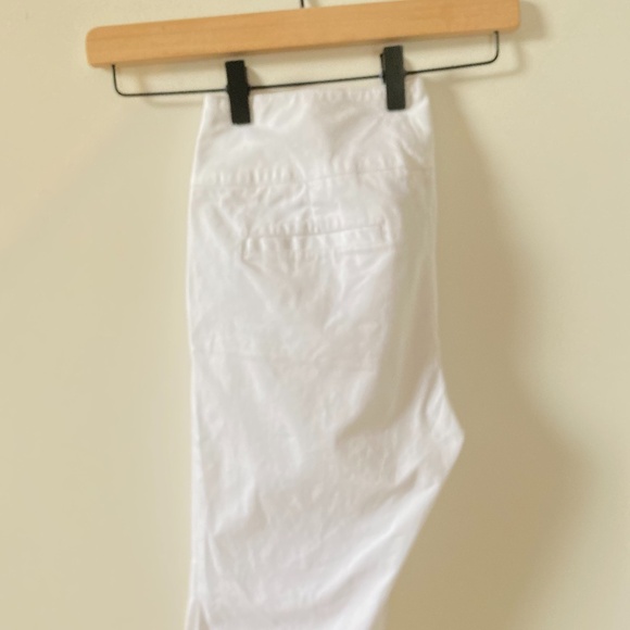 Dockers Petite Midrise Curvy Long Bermuda, Size 4P - Picture 6 of 7